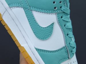 Nike Dunk Low White Turquoise (W) outfit style