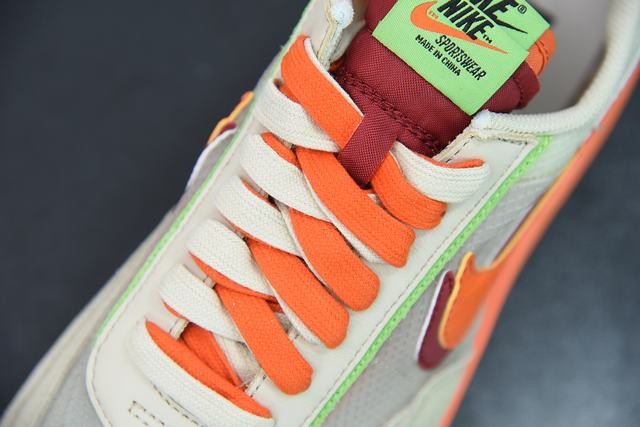 279421632024995_13-1 Sacai Waffle Kiss Of Death Net Orange close-up detail
