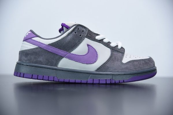 279691604041768_0-1-599x400 Nike Dunk SB Low Purple Pigeon detail view