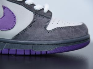 Nike Dunk SB Low Purple Pigeon front view
