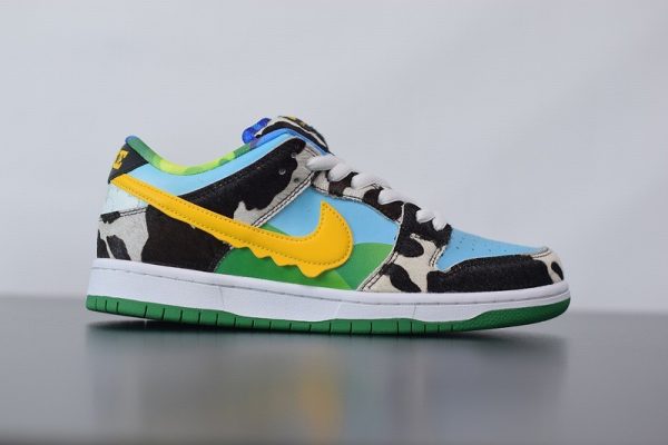 315221598086266_0-1-600x400 Nike SB Dunk Low Ben Jerrys Chunky Dunky detail view