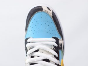 Nike SB Dunk Low Ben Jerrys Chunky Dunky detail view