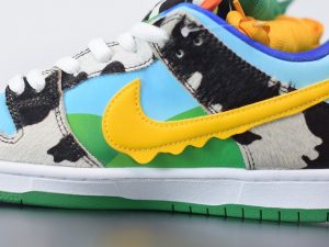 Nike SB Dunk Low Ben Jerrys Chunky Dunky close-up detail