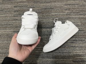 Lanvin Curb Sneaker White close-up detail