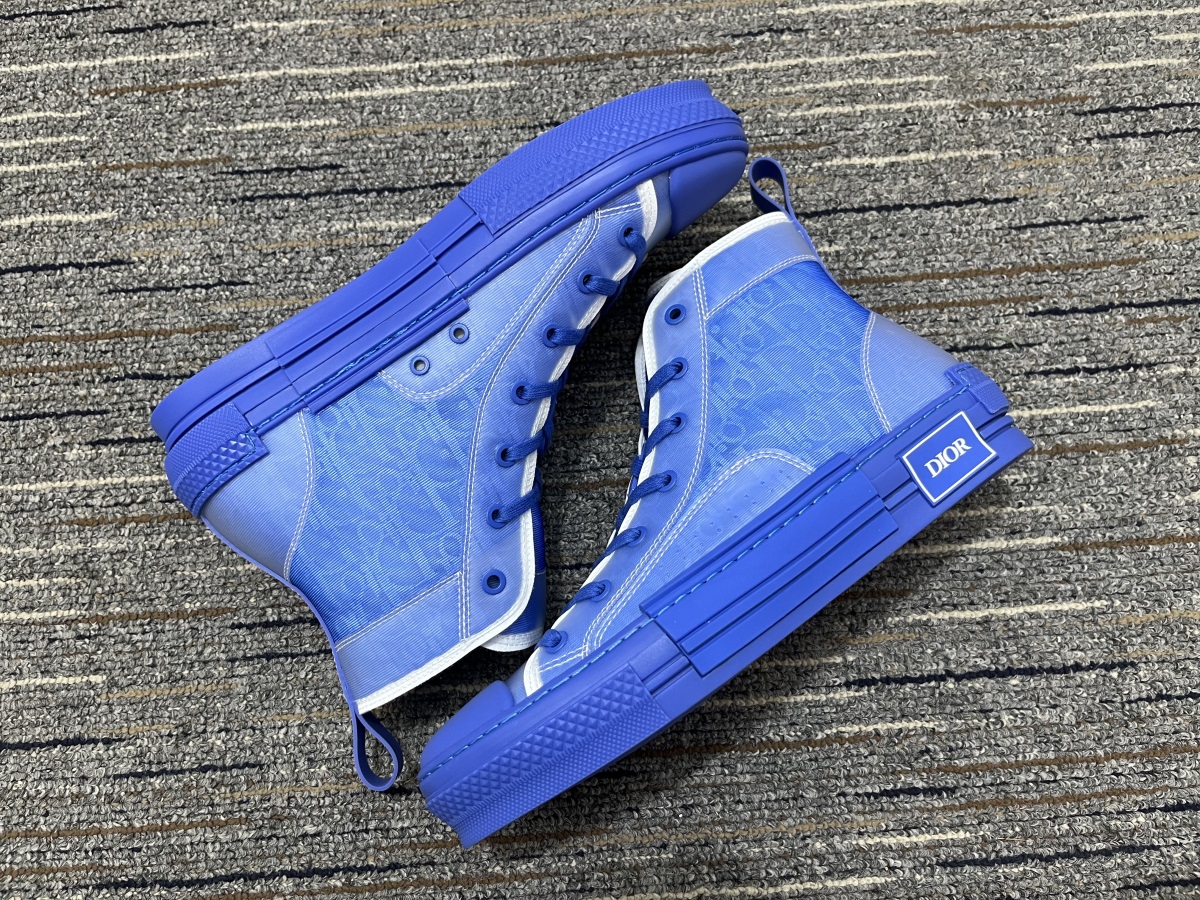 982589d6 Christian Dior High B23 Oblique Blue front view