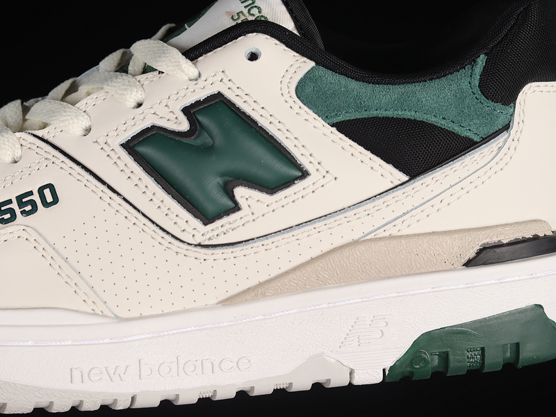 62e56d8e New Balance 550 Shoes White Pine Green Black close-up detail