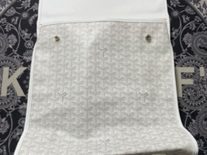 Bags Model 01 detail view