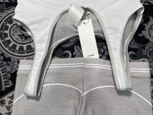 Alo Set Grey detail view