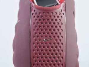 Nike Mind 001 Slide Team Red University Red close-up detail