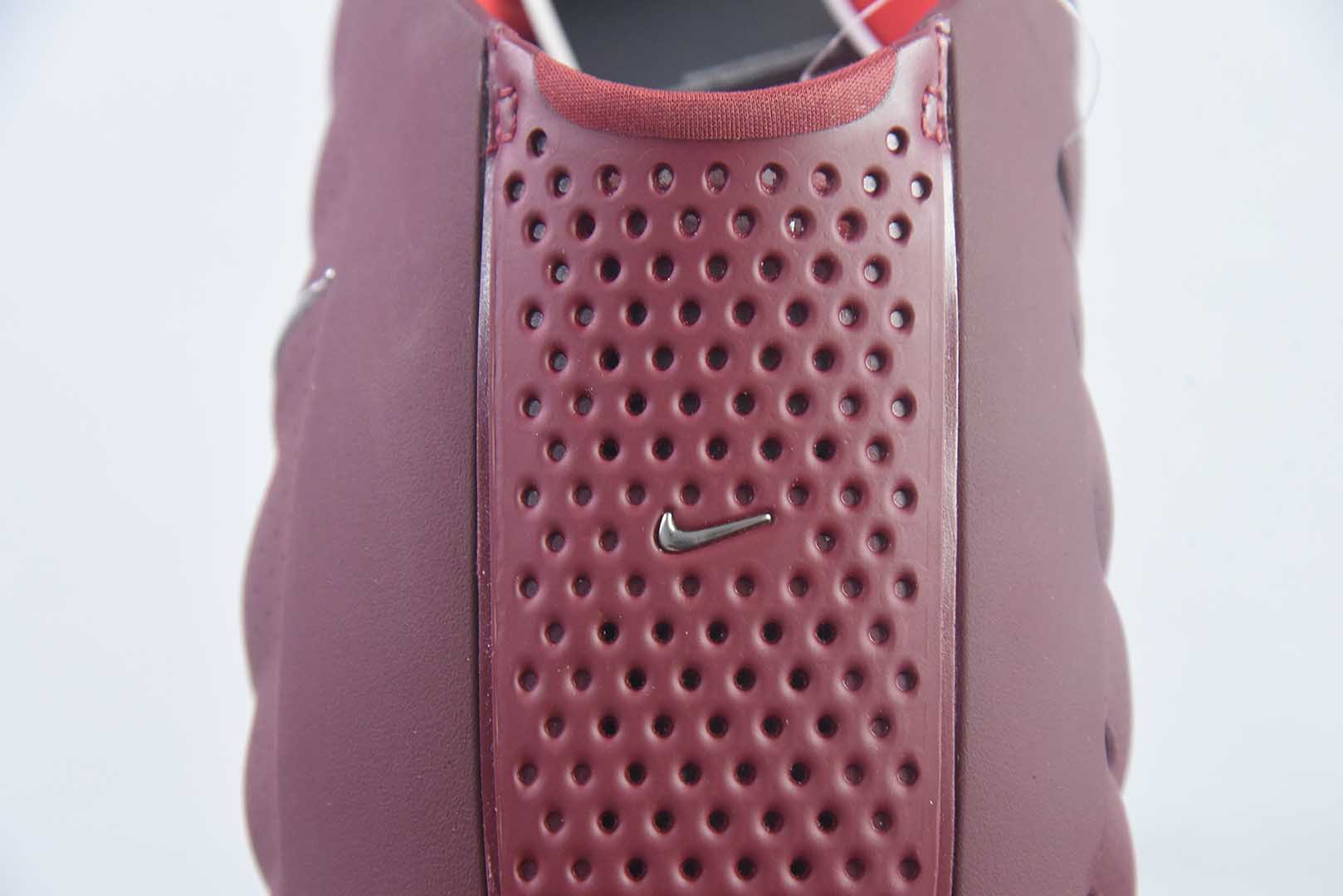 b5e4be7a Nike Mind 001 Slide Team Red University Red close-up detail